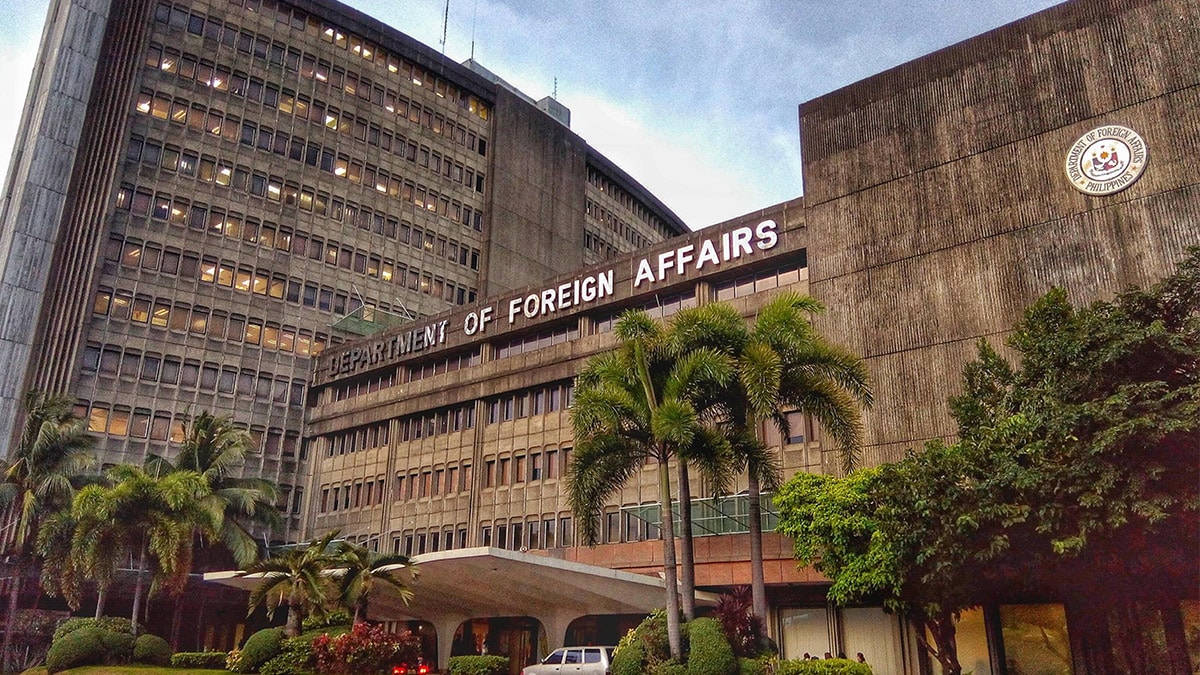 The Department of Foreign Affairs (DFA) said Harry Roque and his wife Mylah Roque personally appeared before the Philippine Embassy in Abu Dhabi on November 29, adding that the two were able to present valid passports and “appear to be staying in UAE legally.” slovenia