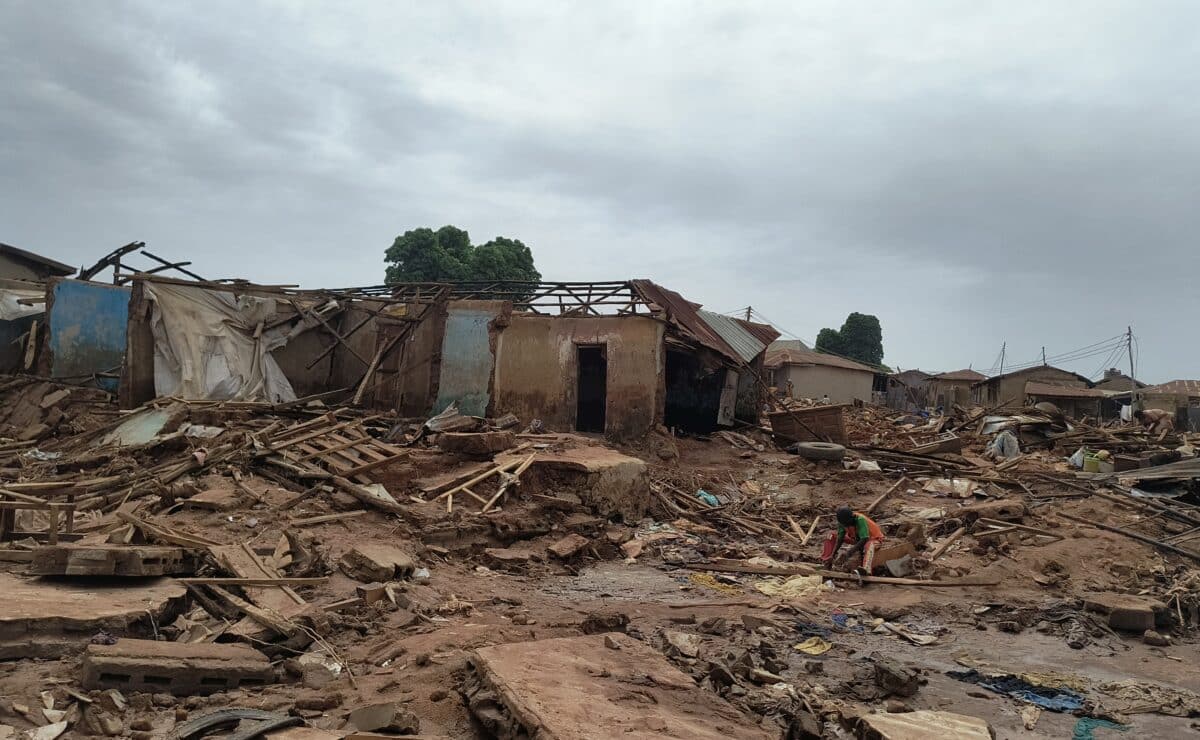 As toll rises, Nigeria flood victims recall worst disaster in memory