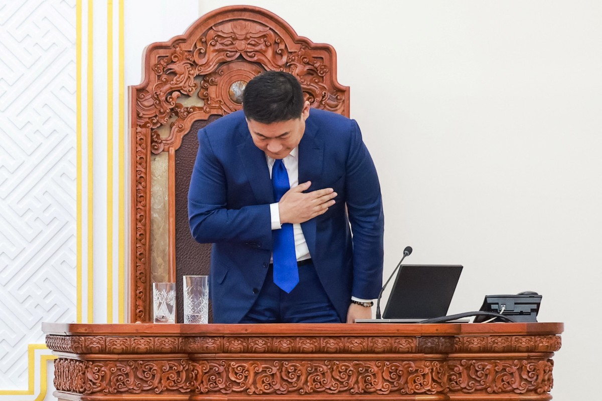 Mongolia PM resigns