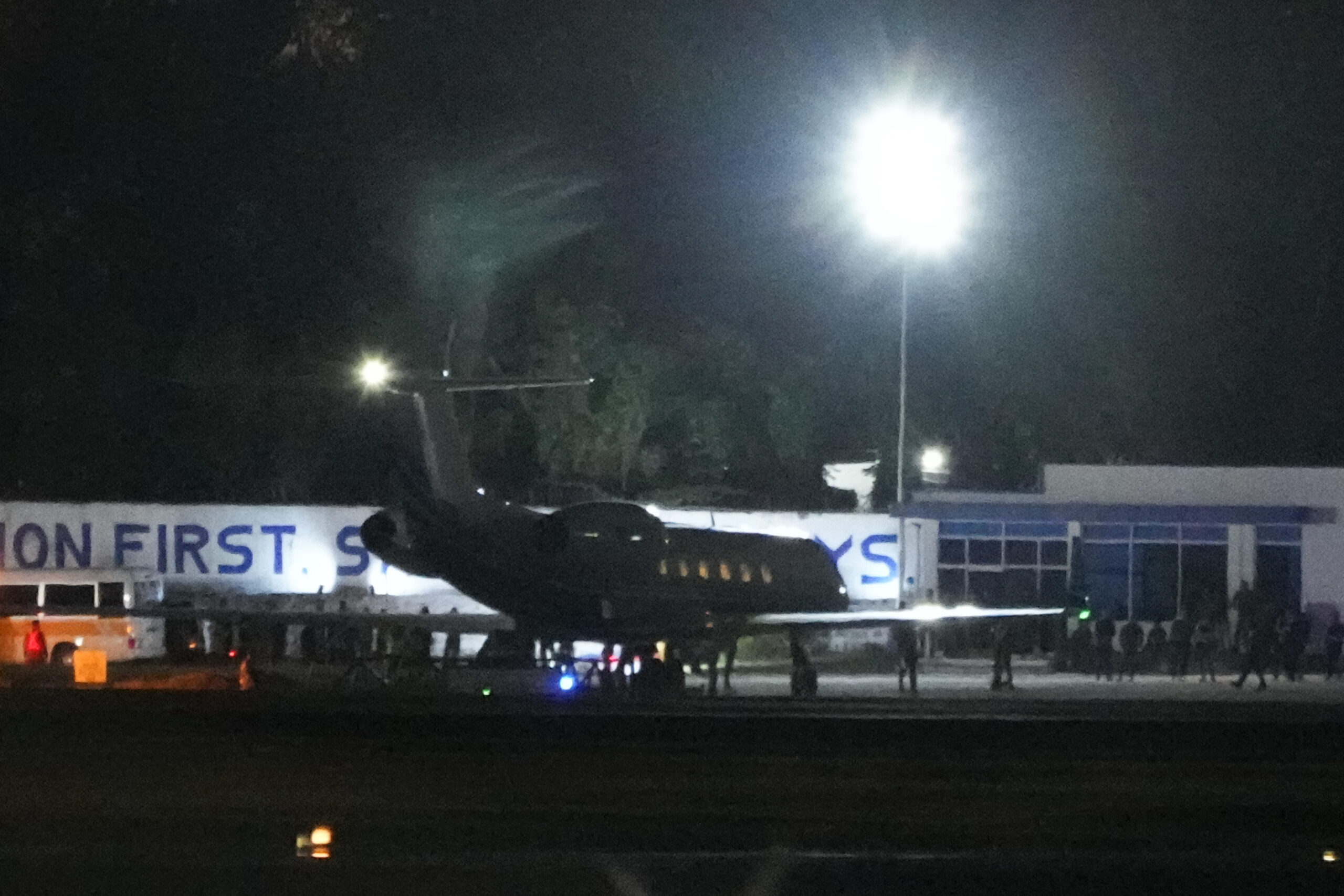 ‘Plane carrying Rodrigo Duterte to The Hague most tracked worldwide’