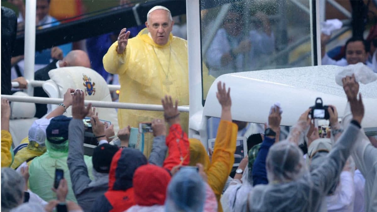 Pope Francis consoled him in his grief, now he mourns his passing